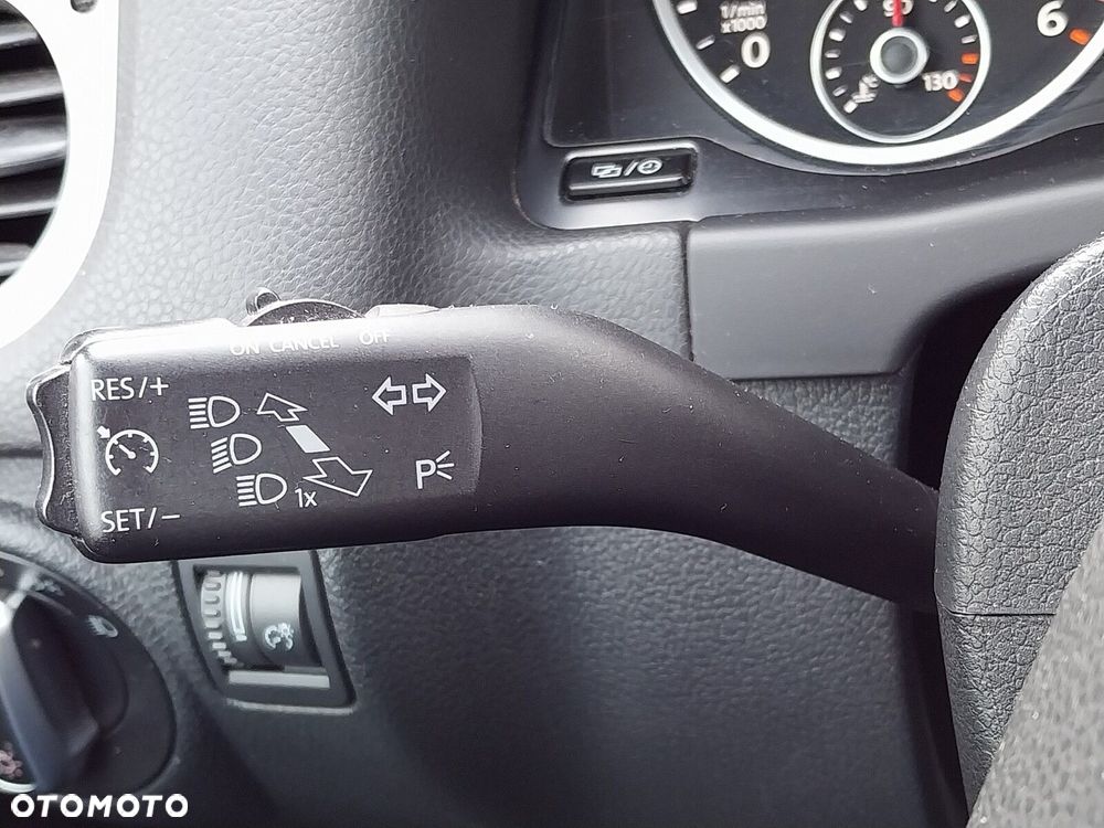 Volkswagen Tiguan - 24