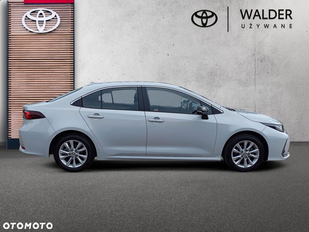 Toyota Corolla 1.8 Hybrid Comfort - 4