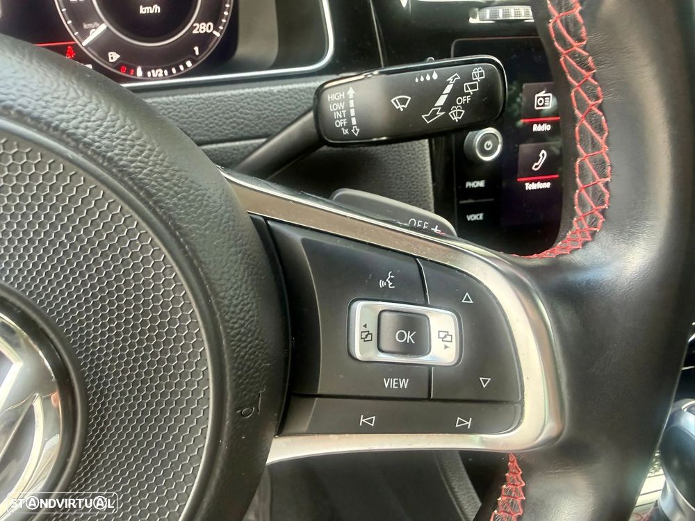 VW Golf GTI 2.0 TSI OPF DSG Performance - 22