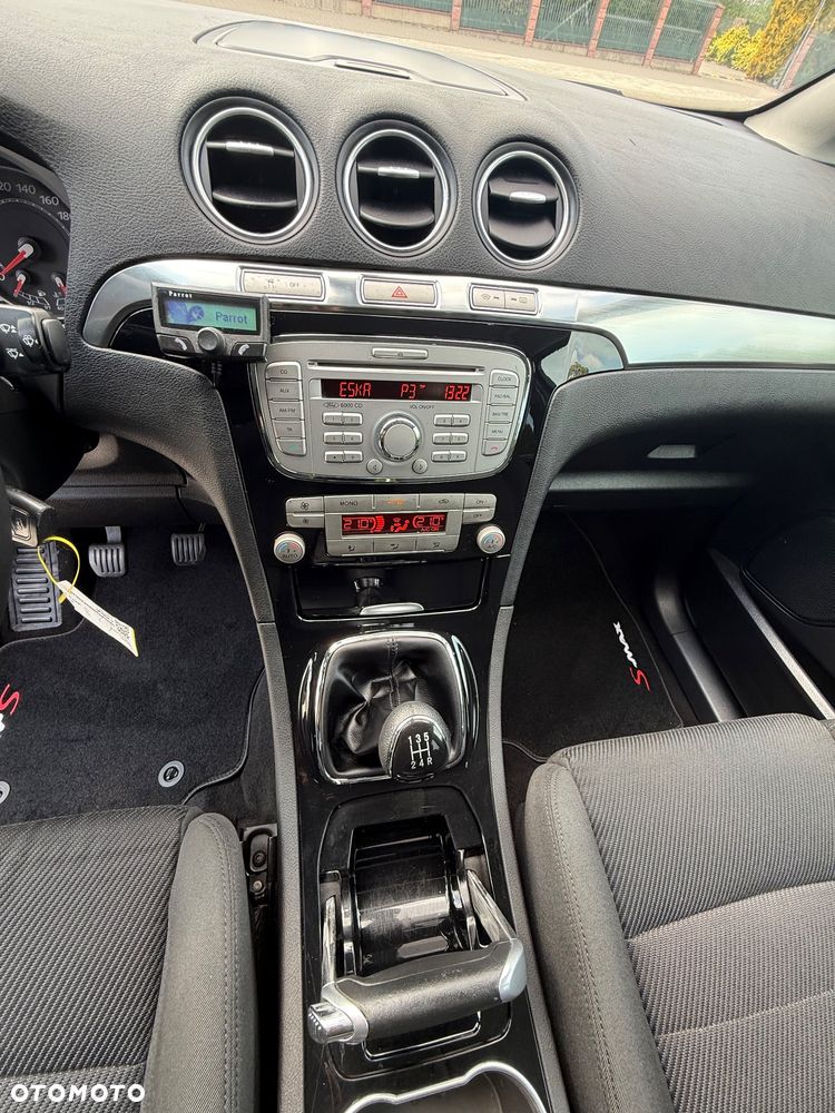 Ford S-Max 2.0 Viva Titanium - 27