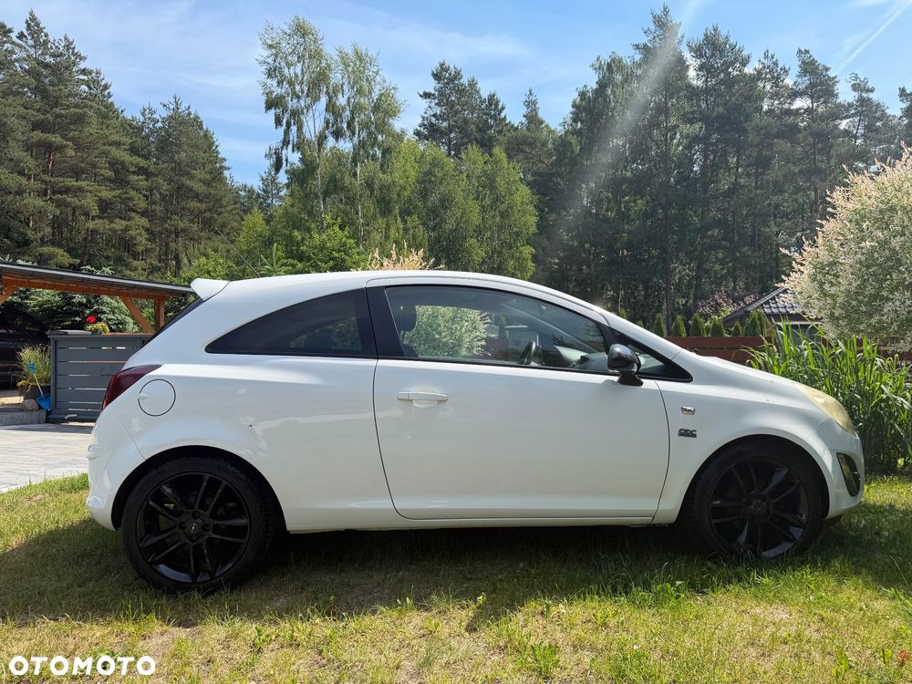 Opel Corsa 1.4 16V Edition - 20