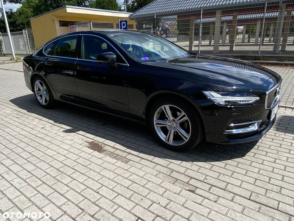 Volvo S90 D4 Momentum - 1