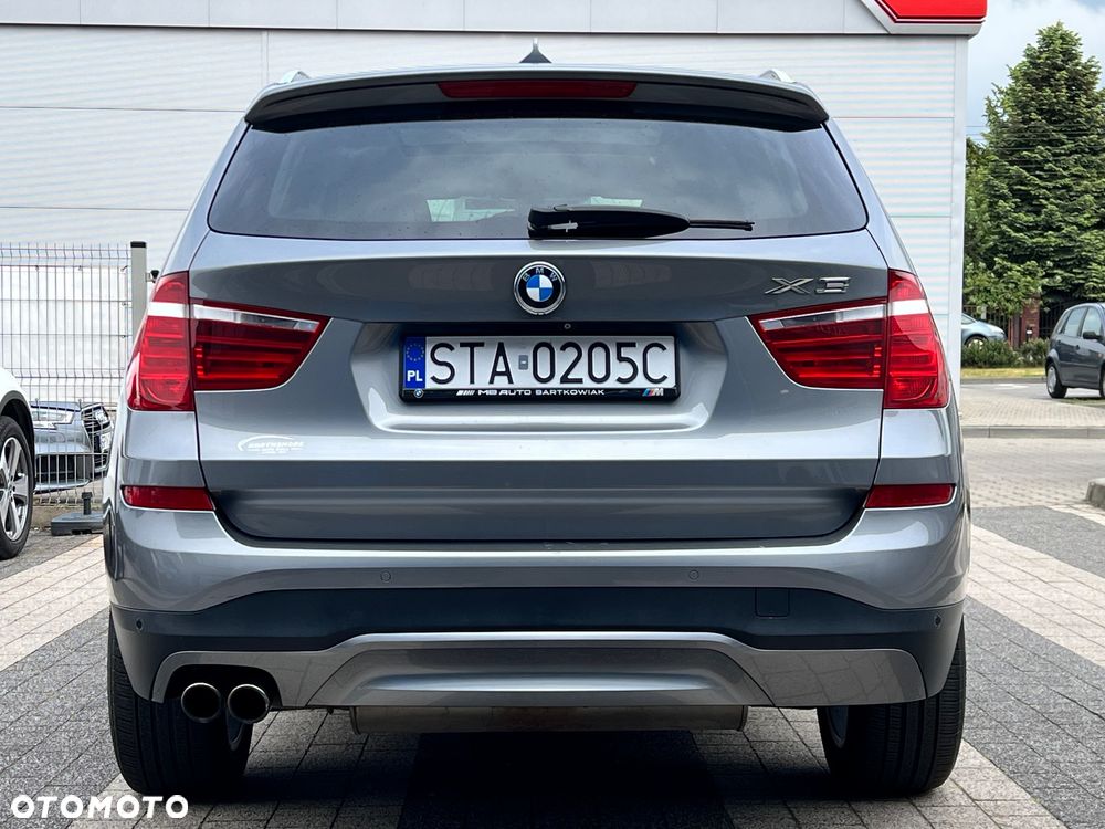 BMW X3 xDrive28i Advantage - 2