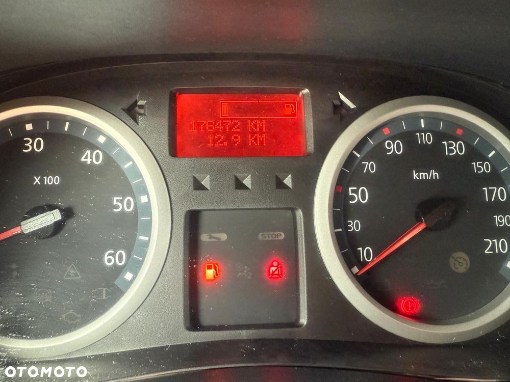 Opel Vivaro L2H1 2.9t - 17