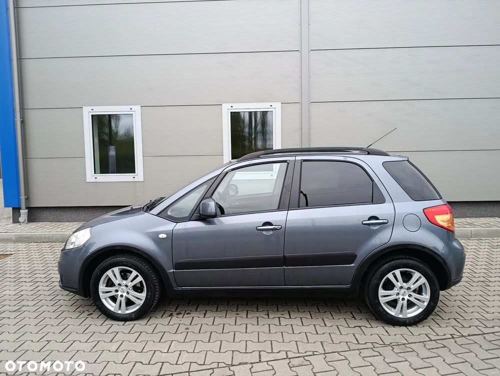 Suzuki SX4 1.6 VVT 4x2 Style - 10