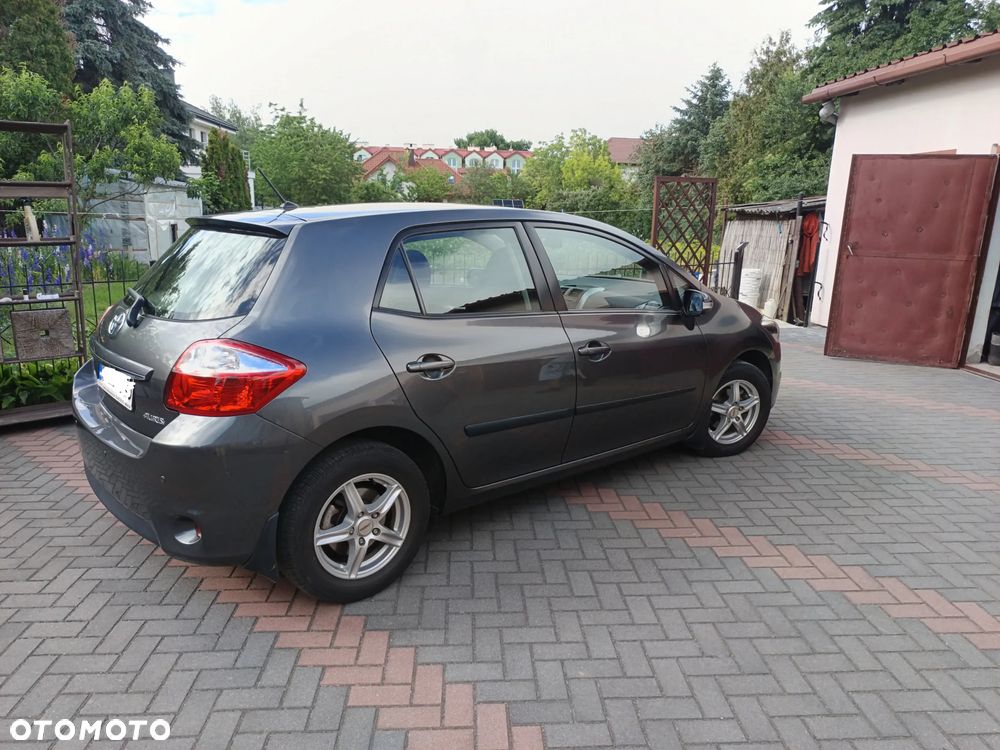 Toyota Auris 1.33 VVT-i Life Comfort - 7