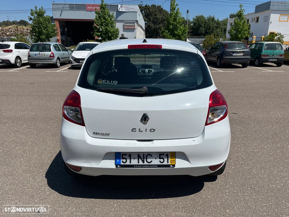 Renault Clio Van c/ AC - 4
