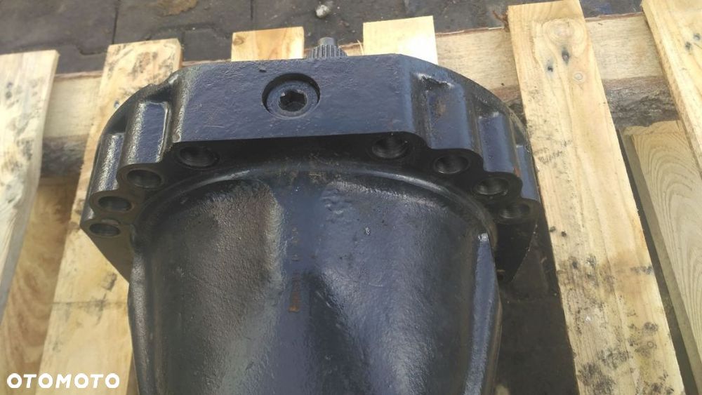 Zwolnica Dana Spicer 357-112-0095722 NOWA [P-14 S-3x27 W-70 SZ-8 Ż-8] Wacker Neuson - 3