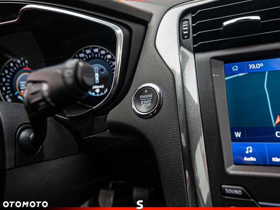 Ford Mondeo 2.0 EcoBlue Titanium - 14