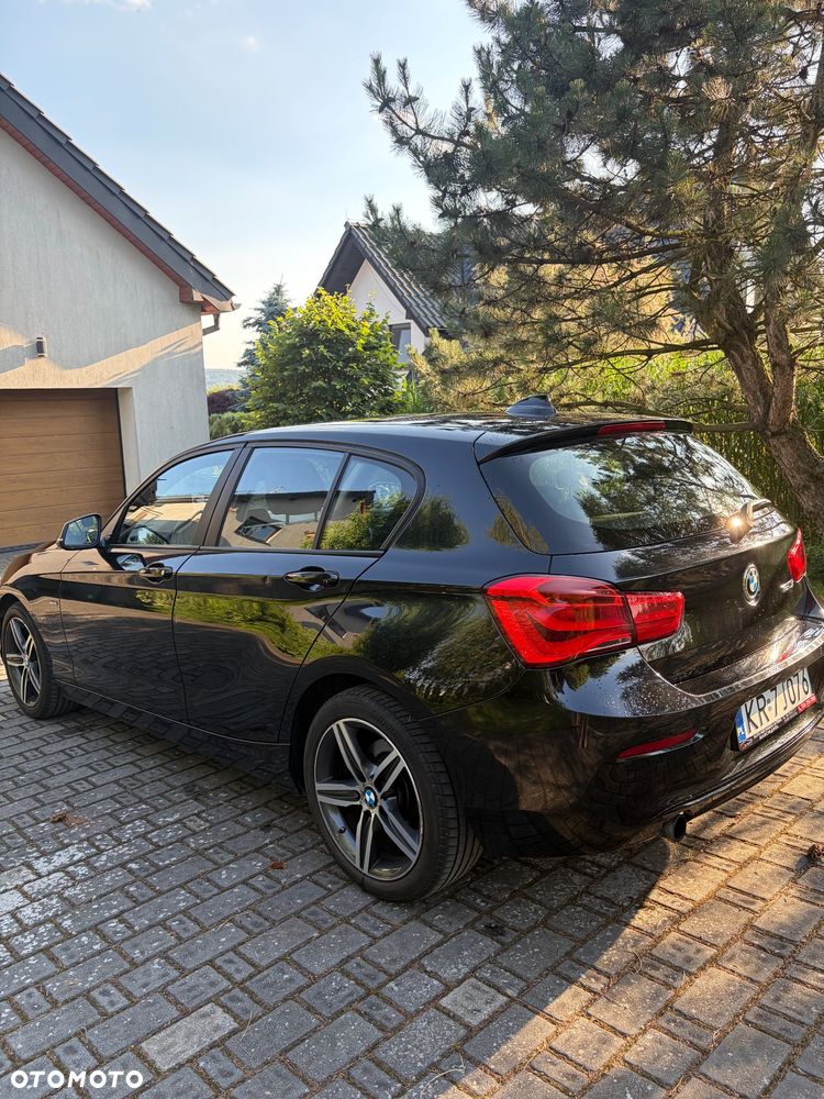 BMW Seria 1 120i Sport Line - 2