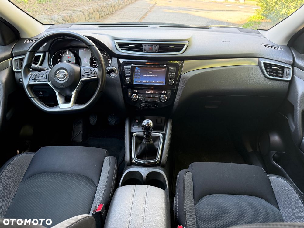 Nissan Qashqai 1.3 DIG-T Acenta EU6d - 10