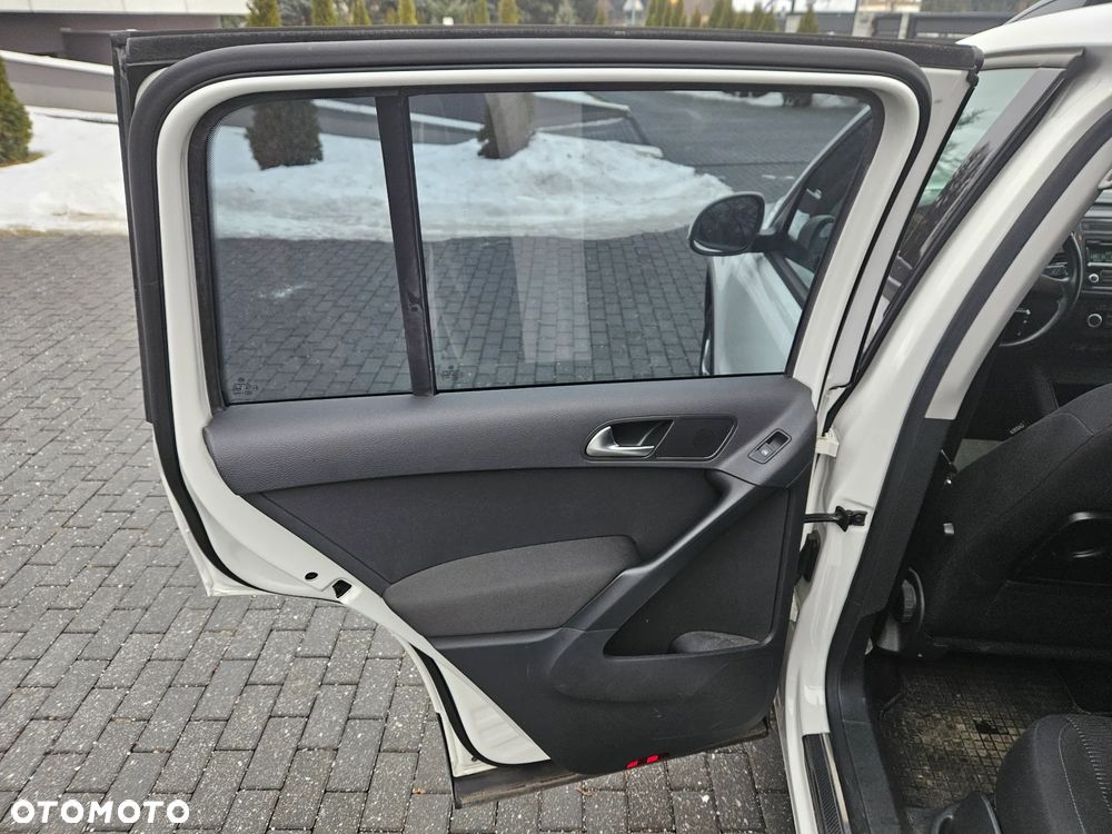 Volkswagen Tiguan - 23
