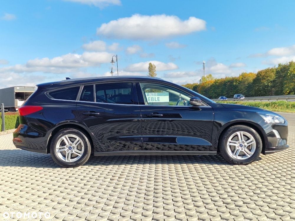 Ford Focus SW - 7