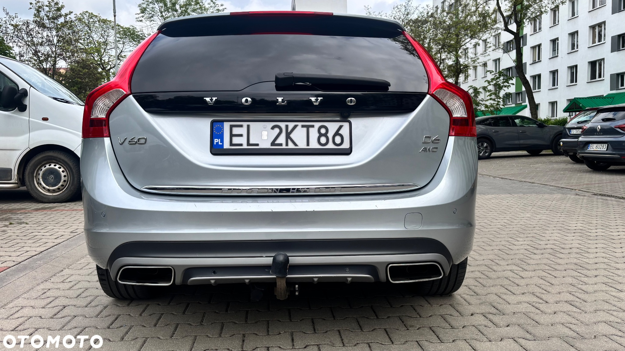 Volvo V60 D6 AWD Plug-in Hybrid Summum - 13