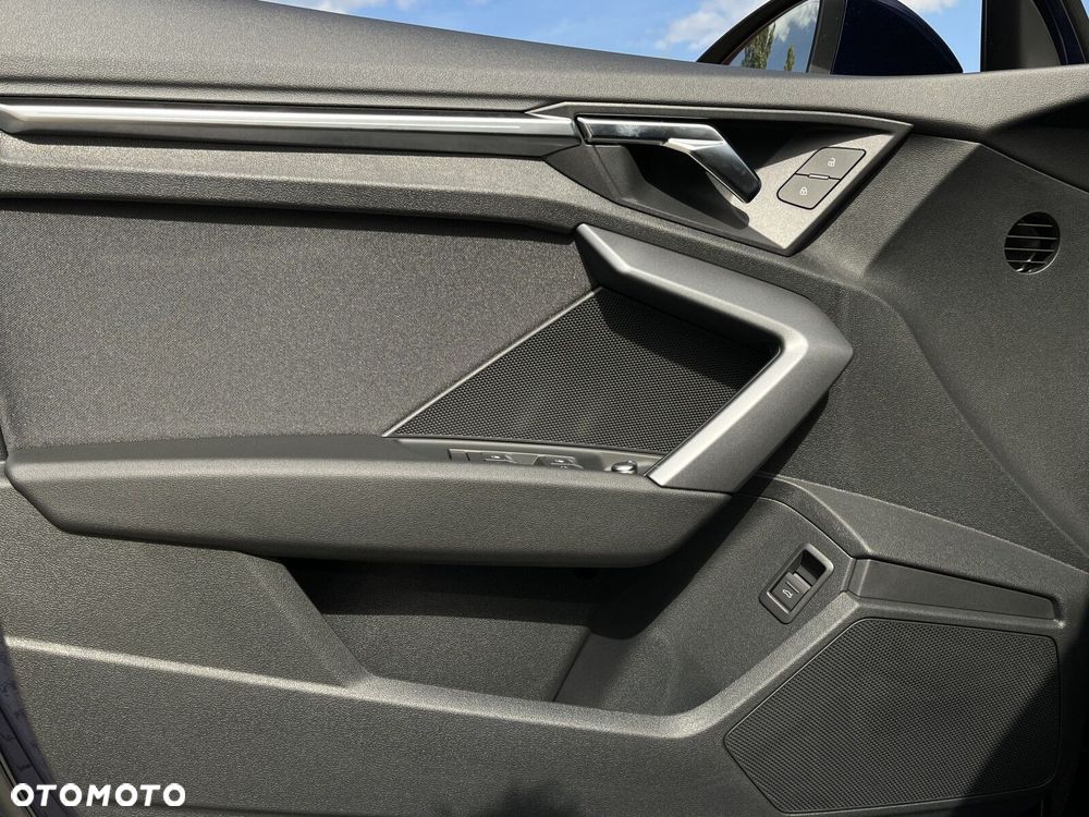 Audi A3 Sportback - 16