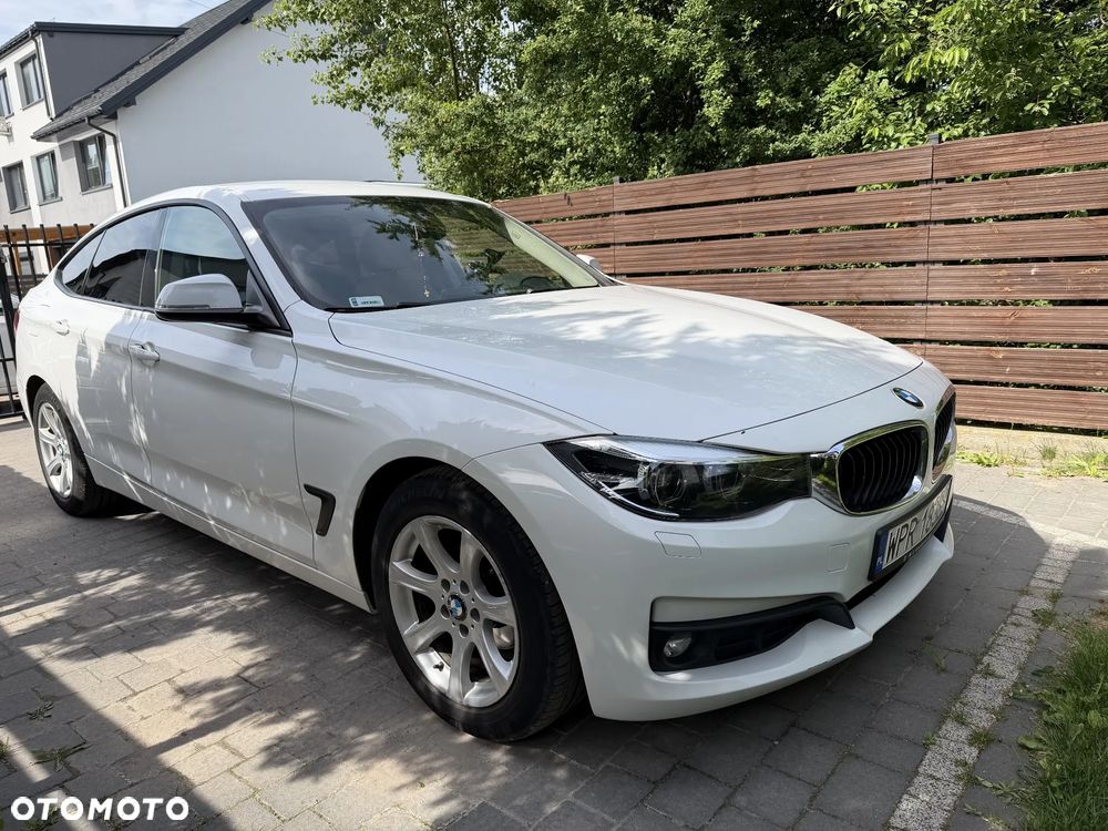 BMW Seria 3 318d - 9