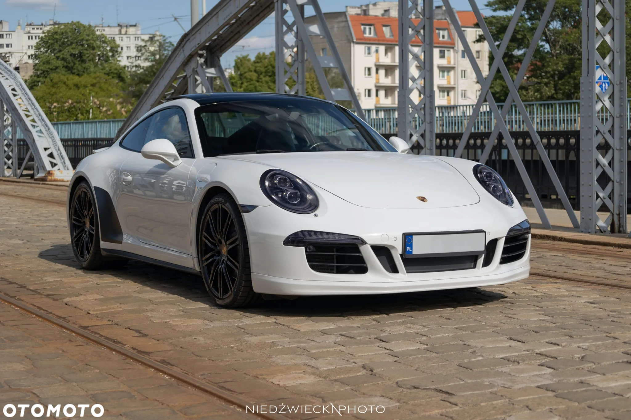 Porsche 911 50th Anniversary Edition PDK - 2