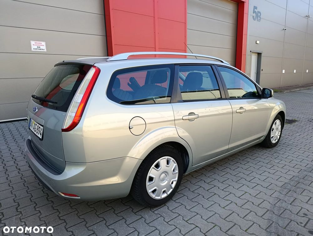 Ford Focus 1.6 16V Style+ - 38