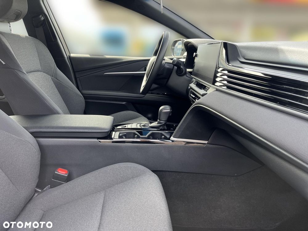 Toyota Camry - 9