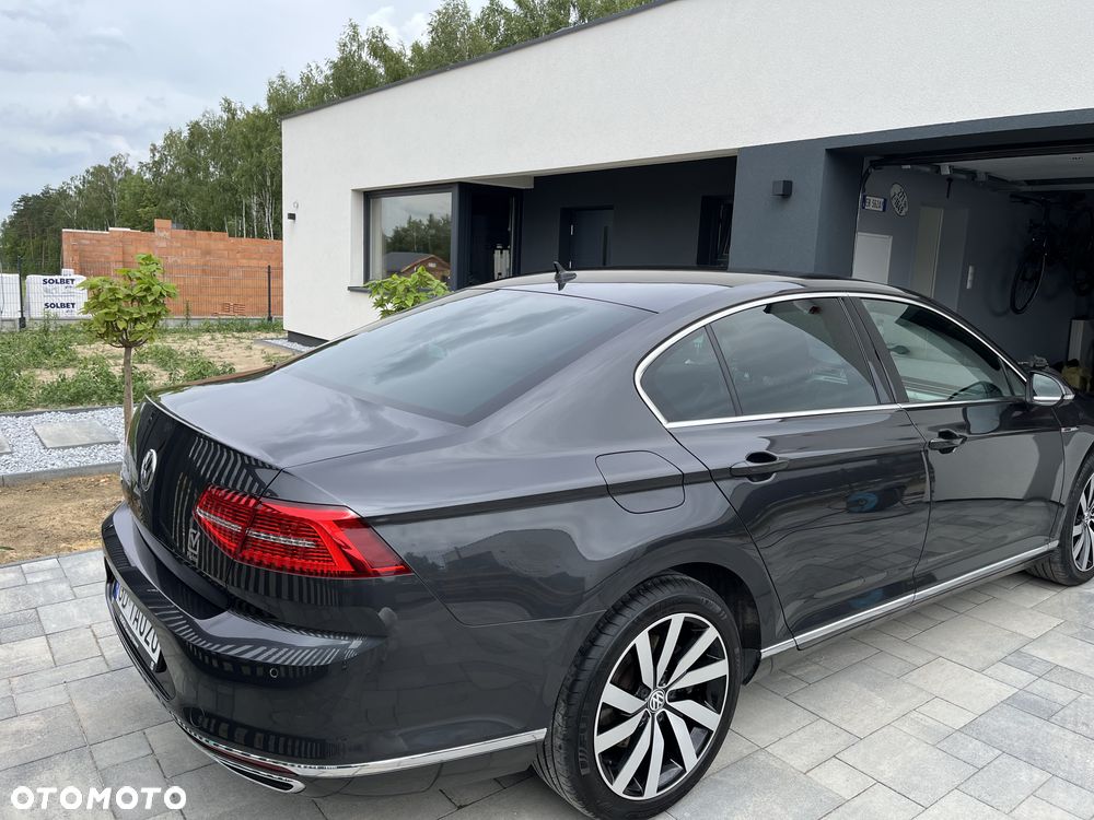 Volkswagen Passat 2.0 TDI 4Mot Elegance DSG - 4