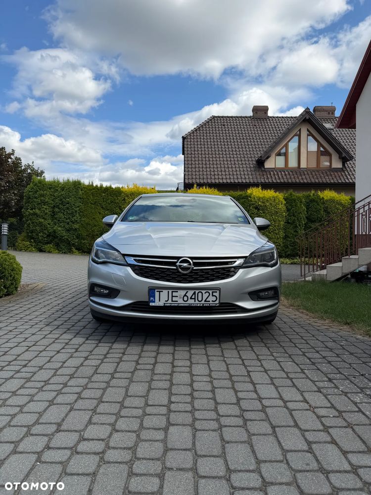 Opel Astra 1.6 CDTI Dynamic - 4