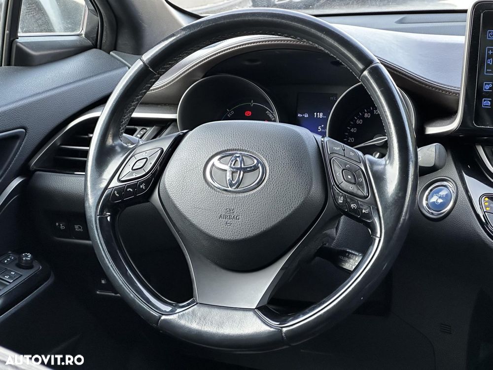 Toyota C-HR - 10