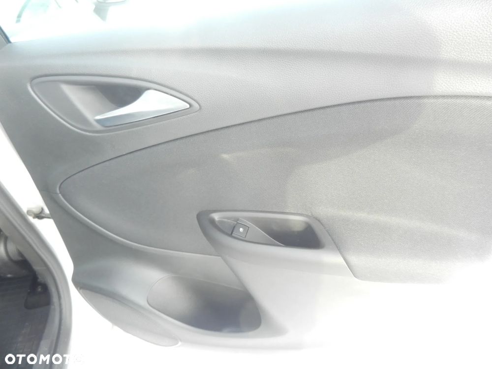 Opel Astra 1.5 CDTI Ultimate S&S - 17