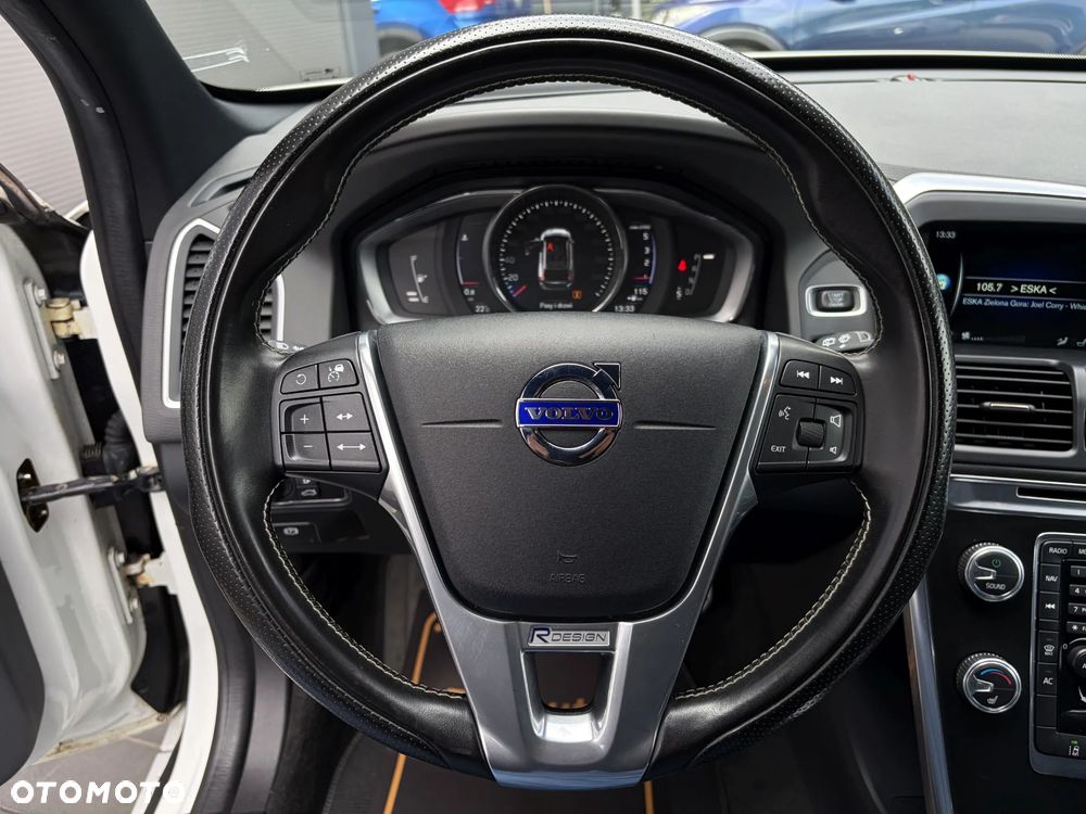 Volvo XC 60 D4 Geartronic RDesign - 22