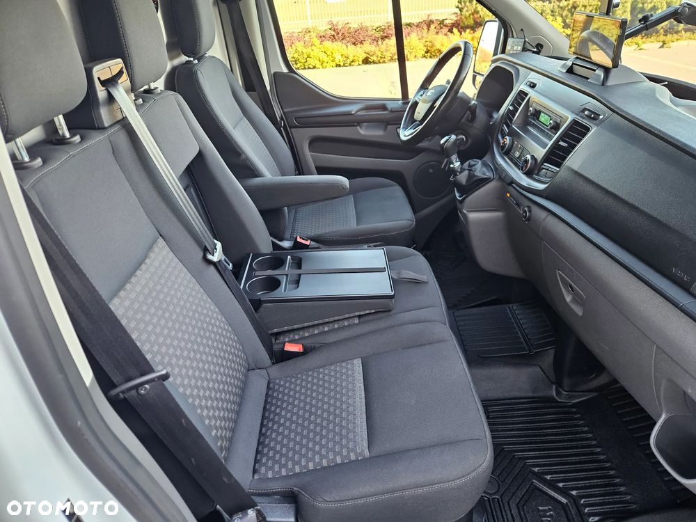 Ford Transit Custom - 19