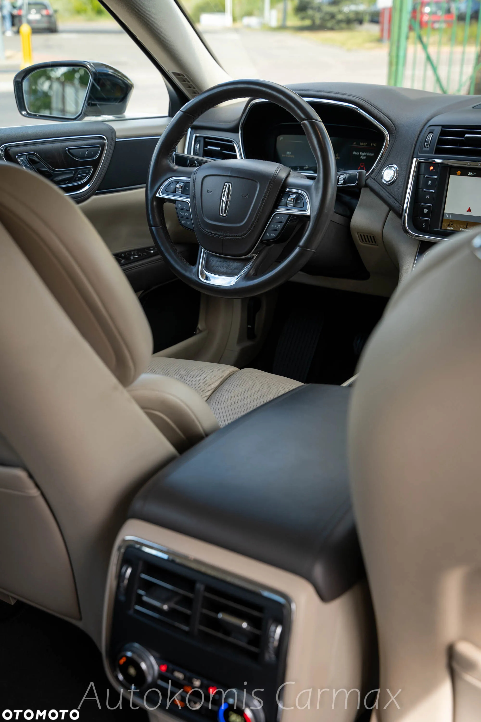 Lincoln Continental - 14