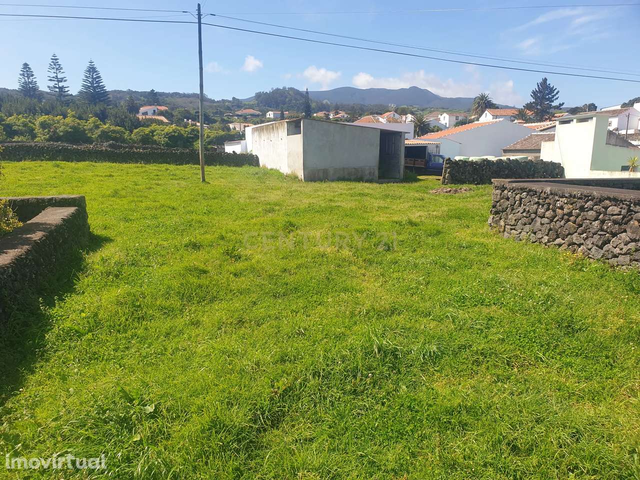 Terreno à venda em Biscoitos - Grande imagem: 2/3