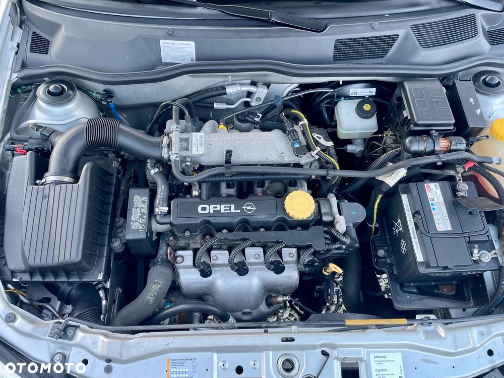 Opel Astra 1.6 GL - 3