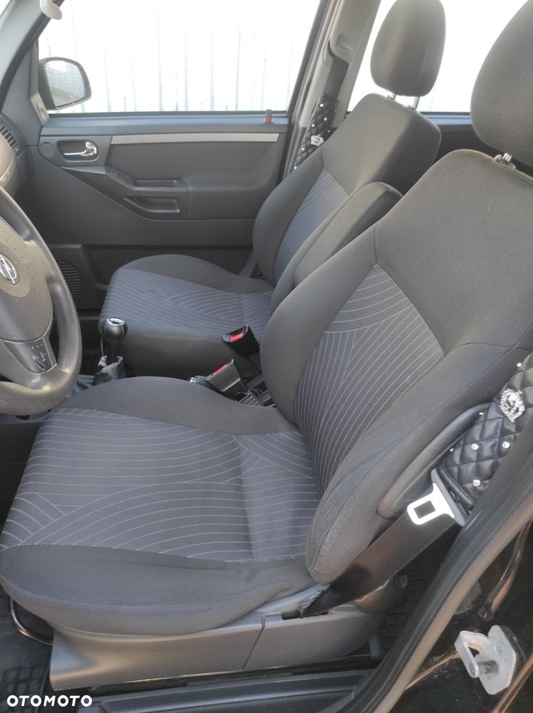 Opel Meriva - 8