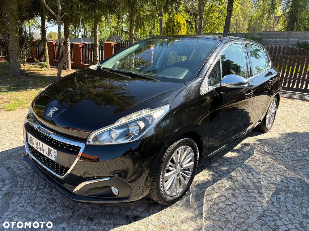 Peugeot 208 PureTech 82 Start & Stop Allure - 1