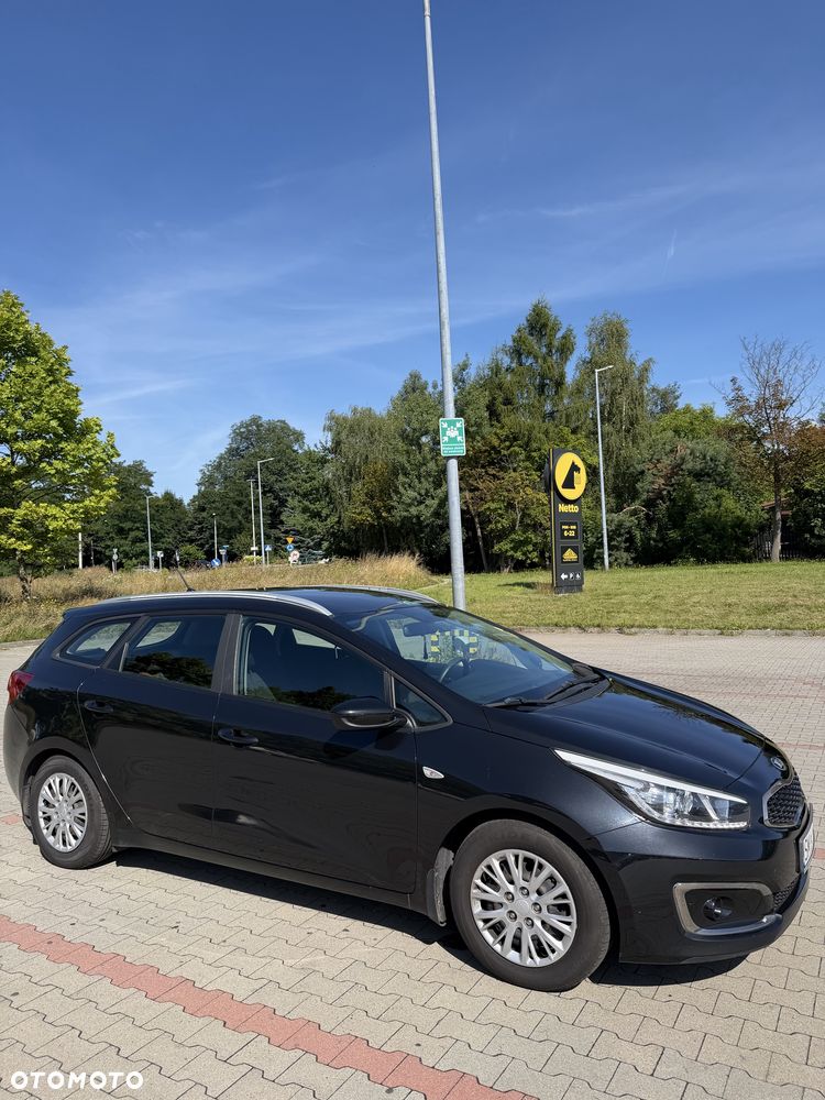 Kia Ceed - 3