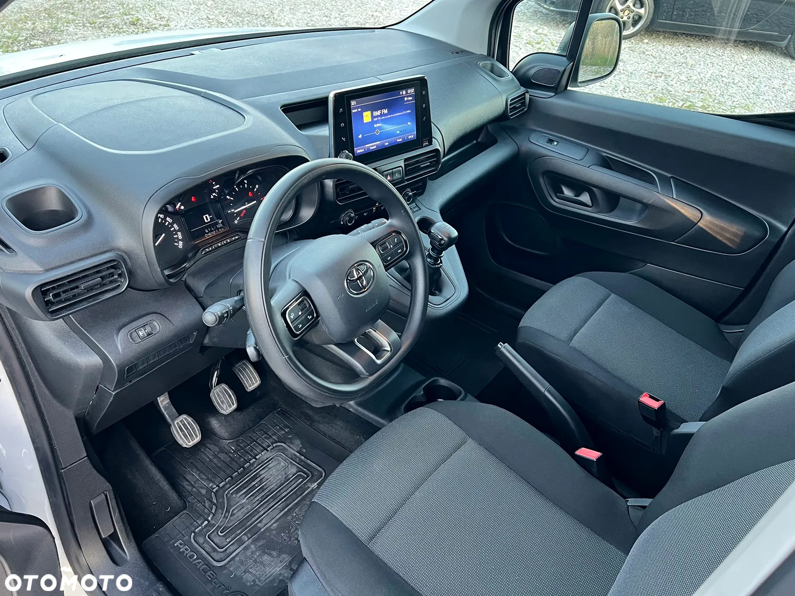 Toyota PROACE CITY - 12