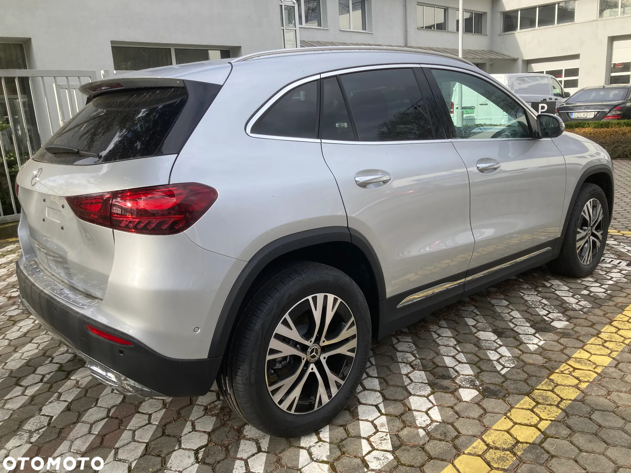 Mercedes-Benz GLA 200 d - 8
