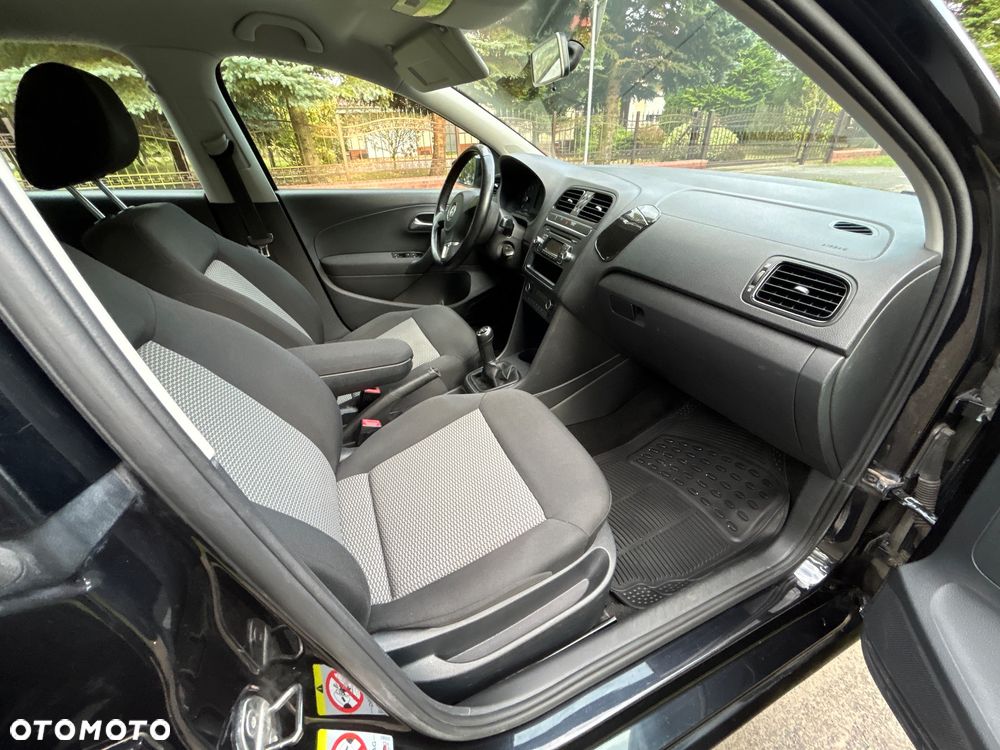 Volkswagen Polo - 10