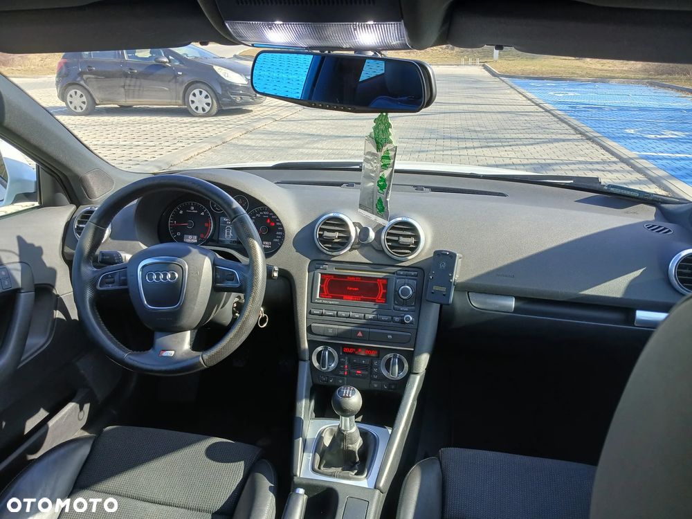 Audi A3 Sportback 2.0 TDI DPF Ambition - 14