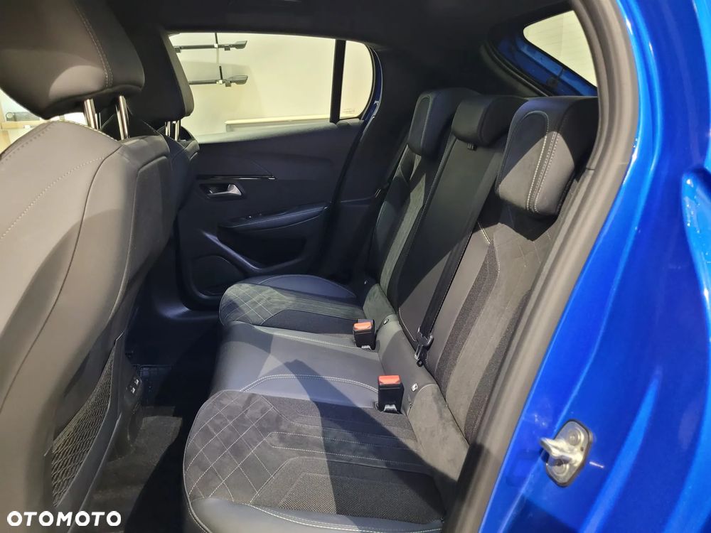 Peugeot 208 1.2 PureTech GT Line S&S EAT8 - 8