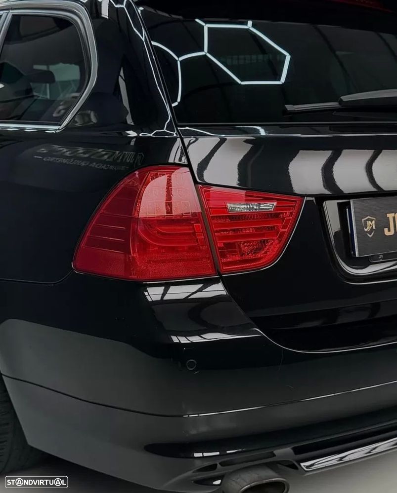 BMW 318 d - 23