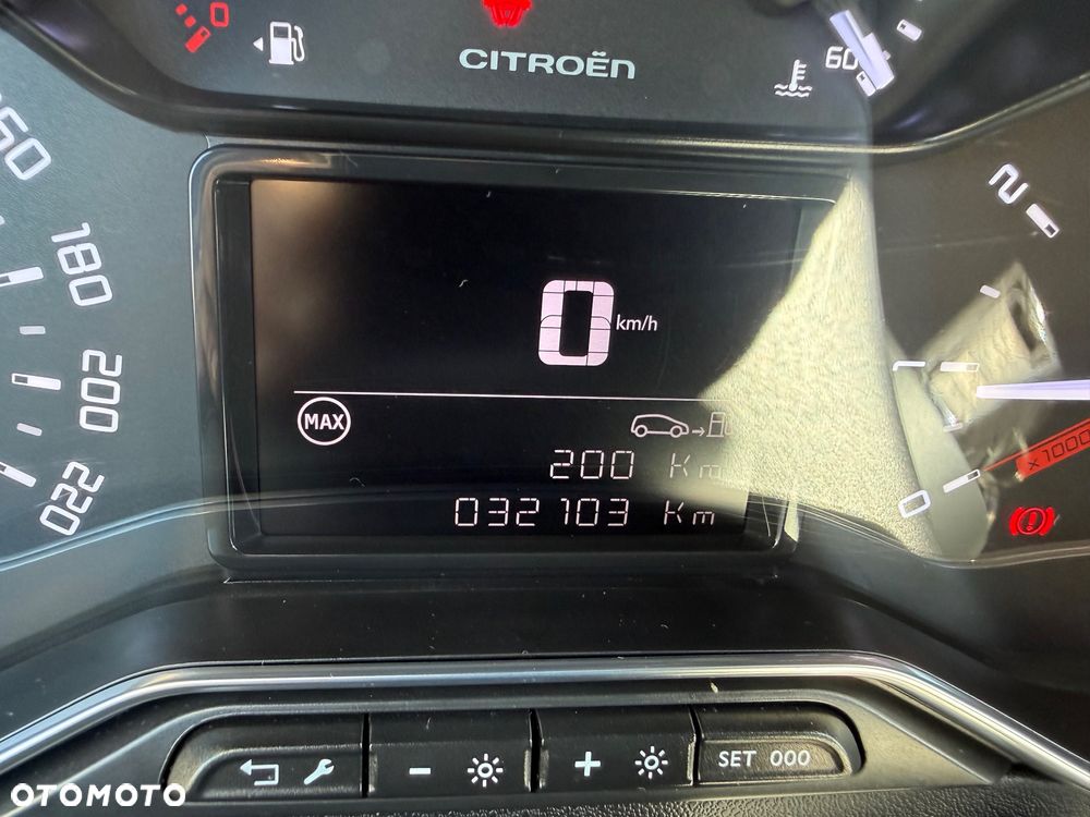 Citroën C3 1.2 PureTech Shine - 21