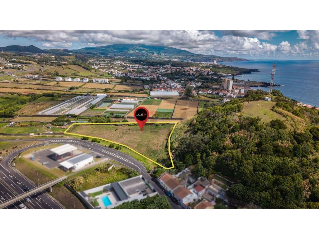 Terreno Exclusivo com 7.340 m² em São Roque - Potencial Construtivo... - Grande imagem: 3/18