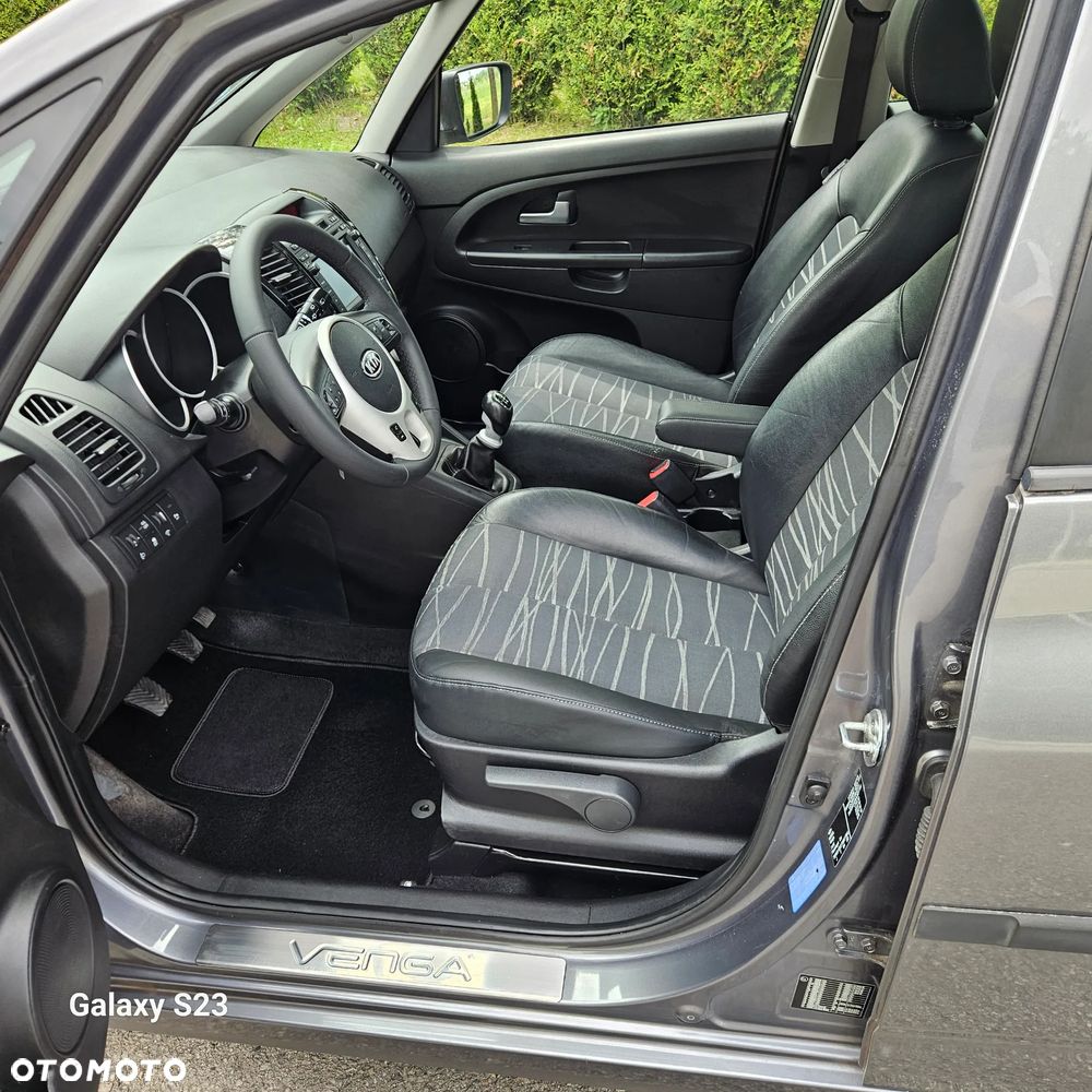 Kia Venga 1.6 CVVT Dream-Team Edition - 18