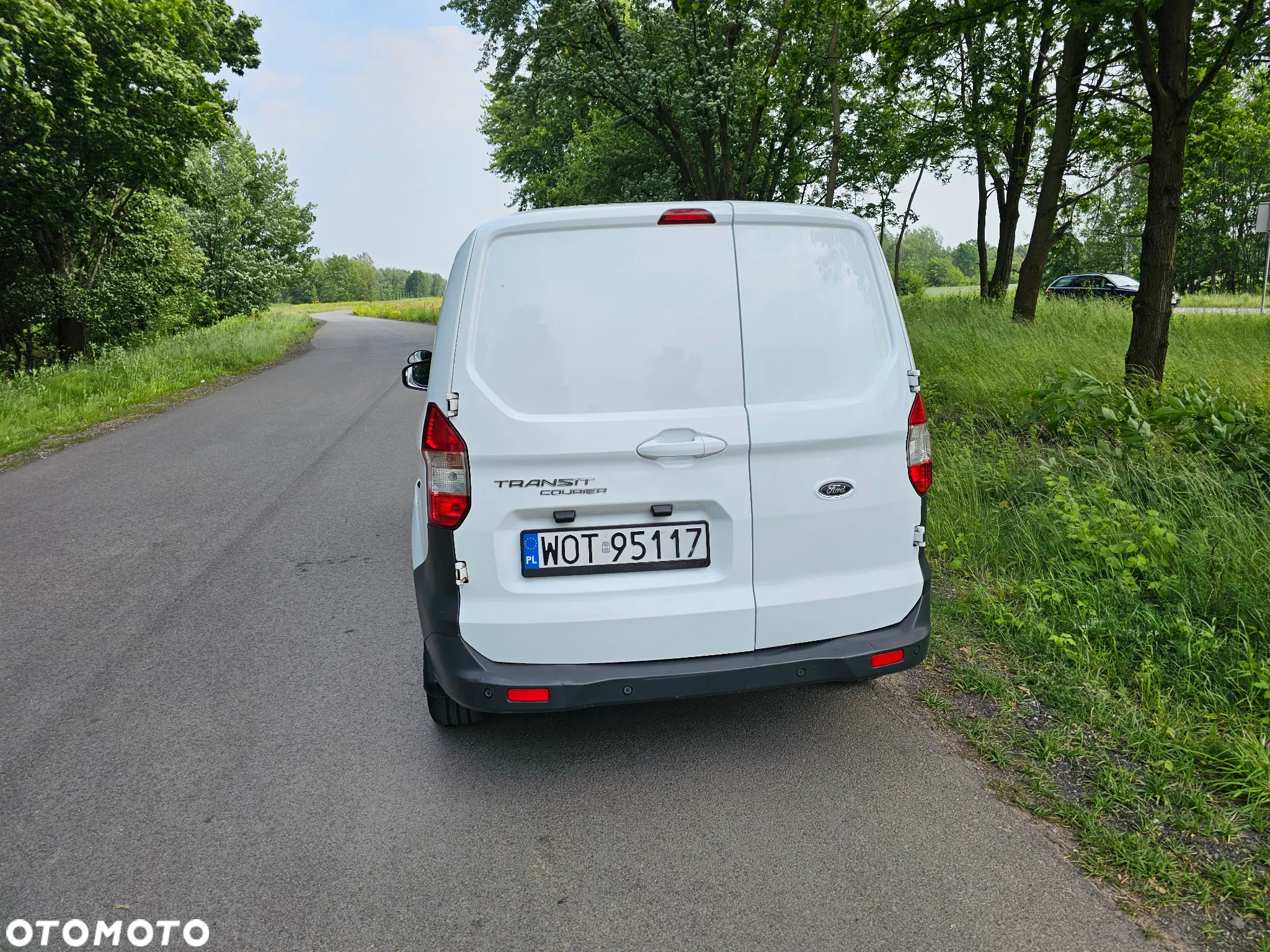 Ford Transit Courier 1.5 TDCi Trend - 10