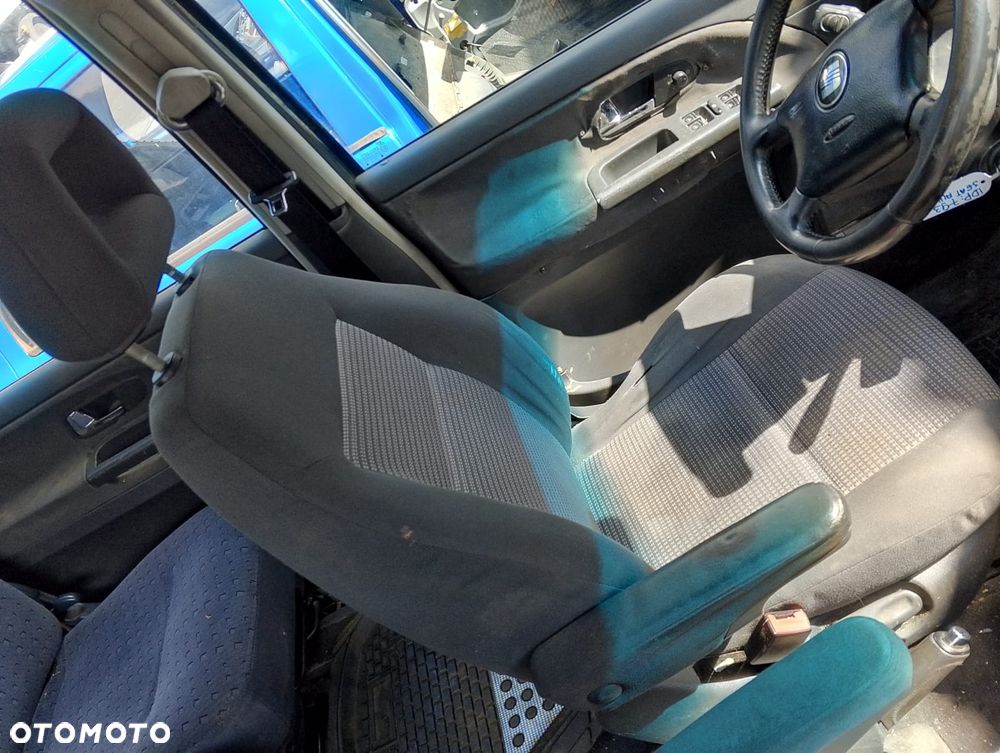 Seat Alhambra I FL (00-10r.) 1.8 B 149KM. Silnik AWC / AJH Skrzynia FUY Lakier LS7U .Cały na części. GWARANCJA !!!  Przód Tył Zestaw Komplet Drzwi Klapa Zderzak Błotnik Maska Grill Atrapa Szyba Pas Lampa Lusterko Boczki Fotel Kanapa Kokpit Deska Rozdzielcza Przełącznik Włącznik Sterownik Przewody Wiązka Instalacja Moduł Komputer Czujnik Listwa Pompa Alternator Wtryski Głowica Rozrusznik Kompresor Sprzęgło Dwumas Silnik Skrzynia ABS Klimatyzacji Paliwa Wspomagania Kolektor Turbina Przepustnica Zawór Chłodnica Koło Hak Belka Sanki Zawieszenie Mcpherson Półoś Amortyzator Wydech Tłumik Zacisk Most - 9