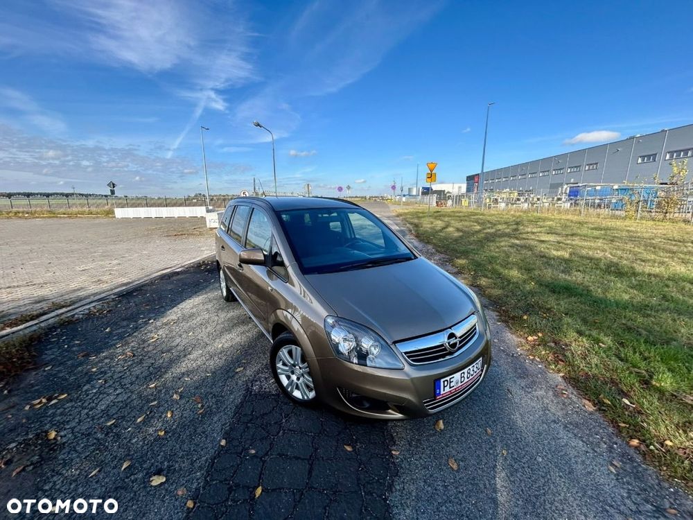 Opel Zafira - 20