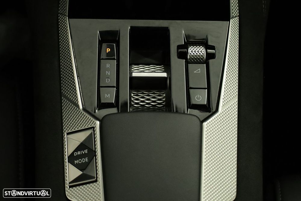 DS DS4 1.2 PureTech Performance Line EAT8 - 15