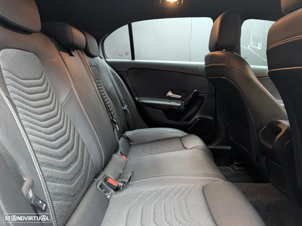 Mercedes-Benz A 180 d Business Solutions Aut. - 19