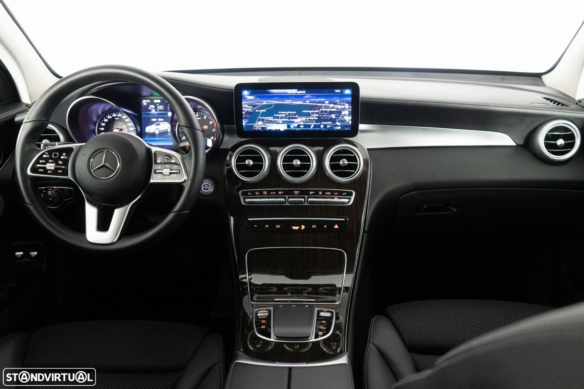 Mercedes-Benz GLC 300 e 4Matic - 23